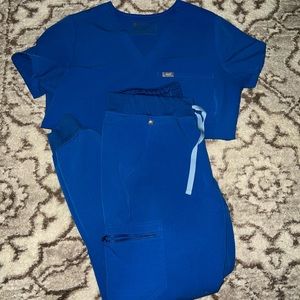 Figs Royal Blue Jogger Scrub Set (M top and M bottoms)